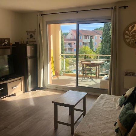 2P Terrasse Vue Piscine Et Jardin Tropical La Croix Valmer Екстериор снимка
